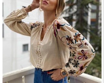 Bloemen geborduurde blouse, Victoriaanse blouse, Mexicaanse blouse, witte blouse, blouse vrouwen, cadeau voor haar, cadeau voor hem