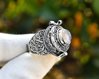 Poison Ring , Medieval Ring , Pill Box , Secret Ring , Snuff Ring , Poisoner Ring , 925 Sterling Silver Plated , Halloween Ring , Gift