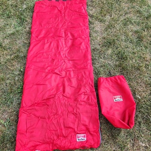 VINTAGE Marlboro Unlimited Plaid Fleece Lined Sleeping Bag with carrying bag
