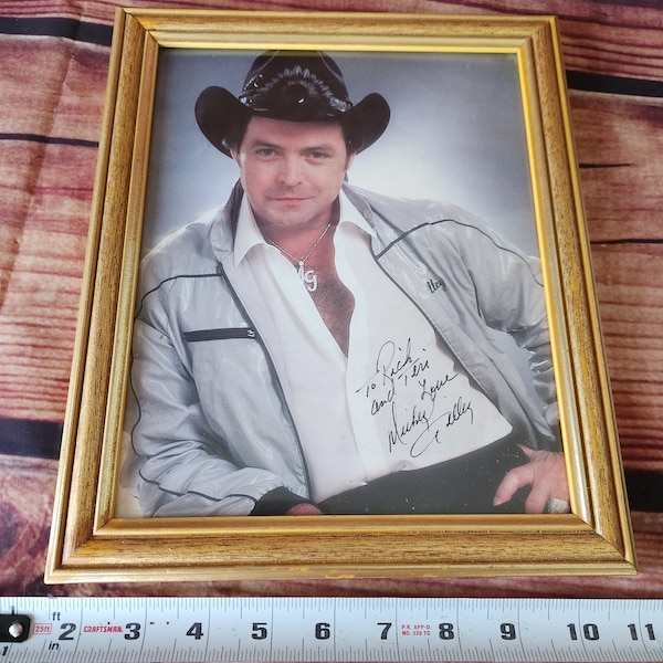 Vintage Mickey Gilley autographed picture framed