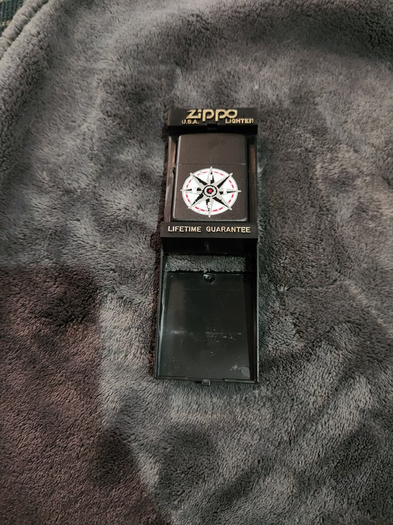 J* New 1998 Zippo Refillable Torch Lighter Marlboro Compass Rose
