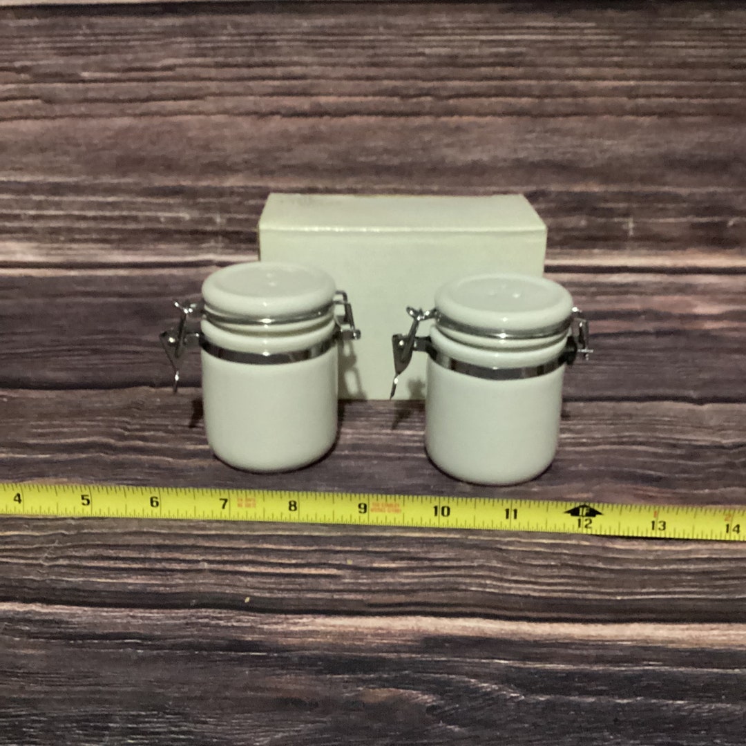 A NOS Vintage COG Wheel Route Manitou and Pikes Peak Rail Way Salt and Pepper Shakers in the