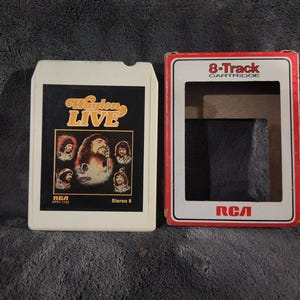 J* Vintage 1976 Waylon &quot;LIVE&quot; by Waylon Jennings RCA Records 8 track WORKS