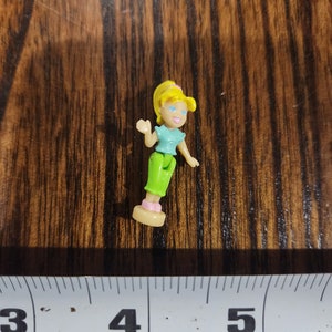 Vintage 1990s Polly Pocket Doll Trinket Box - Tiny figurine #122