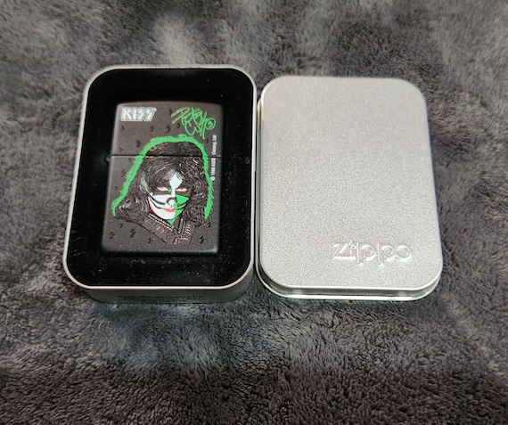 J* New Vintage 1998 Kiss Peter Criss Black Matte Zippo Lighter in