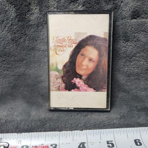 J* Vintage 1974 Greatest Hits Volume 2 By Loretta Lynn MCA Records cassette