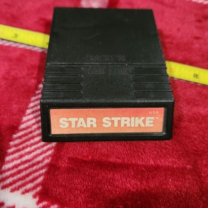 ヴィンテージ 動作中 1980 年代 Intellivision Star Strike Mattel ゲームカートリッジ