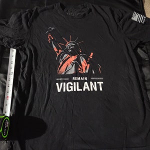 Vintage Ronald Reagan Remain Vigilant Defender Gear Adult Large Black shirt