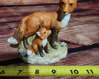 Vintage Fox and baby figurine 5” Tall. HOMCO 1417 Flawless
