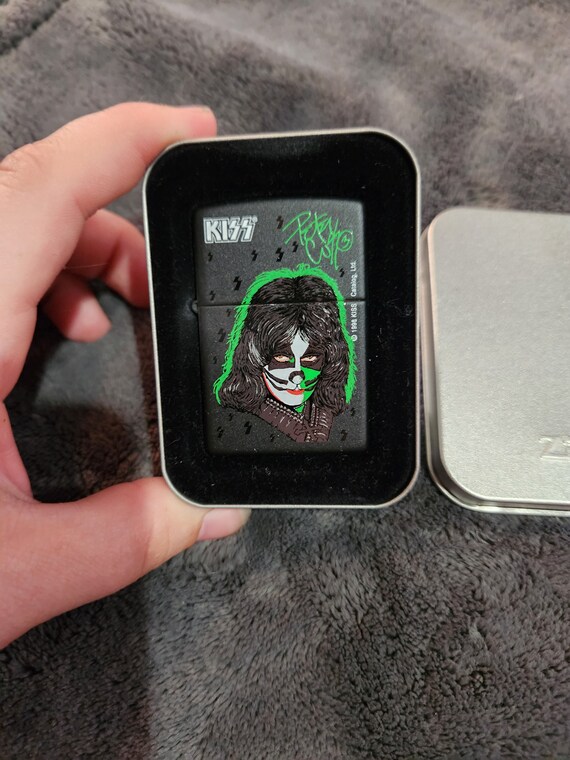 J* New Vintage 1998 Kiss Peter Criss Black Matte Zippo Lighter in
