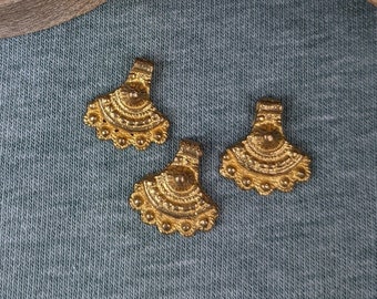 Pingente de coroa de latão nº 1 para fazer joias de macramê / 16 mm x 18 mm / acessórios de macramê / joias de latão