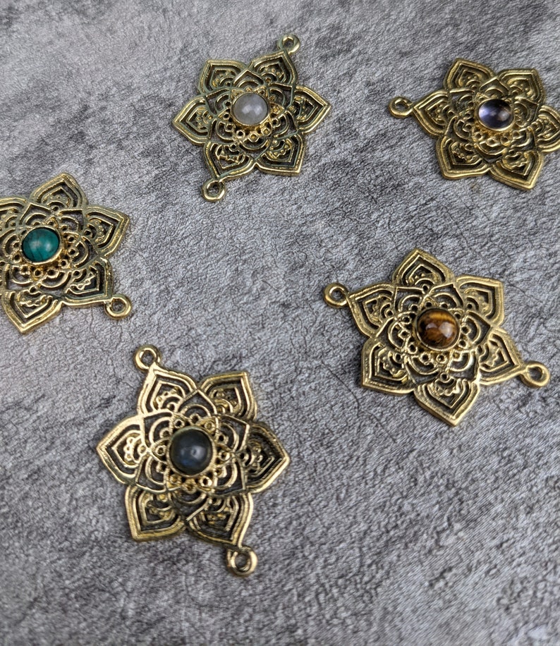 Brass charm star with semi-precious stones 14 for jewelry making macrame jewelry / 22 mm X 30 mm / macrame accessories / brass jewelry image 1