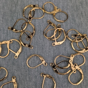 Messing Ohrhaken/ Clip aus Edelstahl mit 18 Karat vergoldet • Ohrring aus Messing • DIY Ohrring gold farben • Schmuckzubehör
