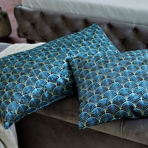 Taie d’oreiller avec coussin intérieur matelassé Softimi Velvet Housse de coussin pour canapé, toit en tissu bleu sur velours doux Velours ArtdecoVelvet