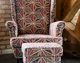 Fauteuil bohème au design moderne et coloré avec tabouret et choix de tissus