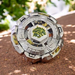 FULL METAL Beyblade Fang Leone 130W2D (Metal Fight) (Stainless steel)