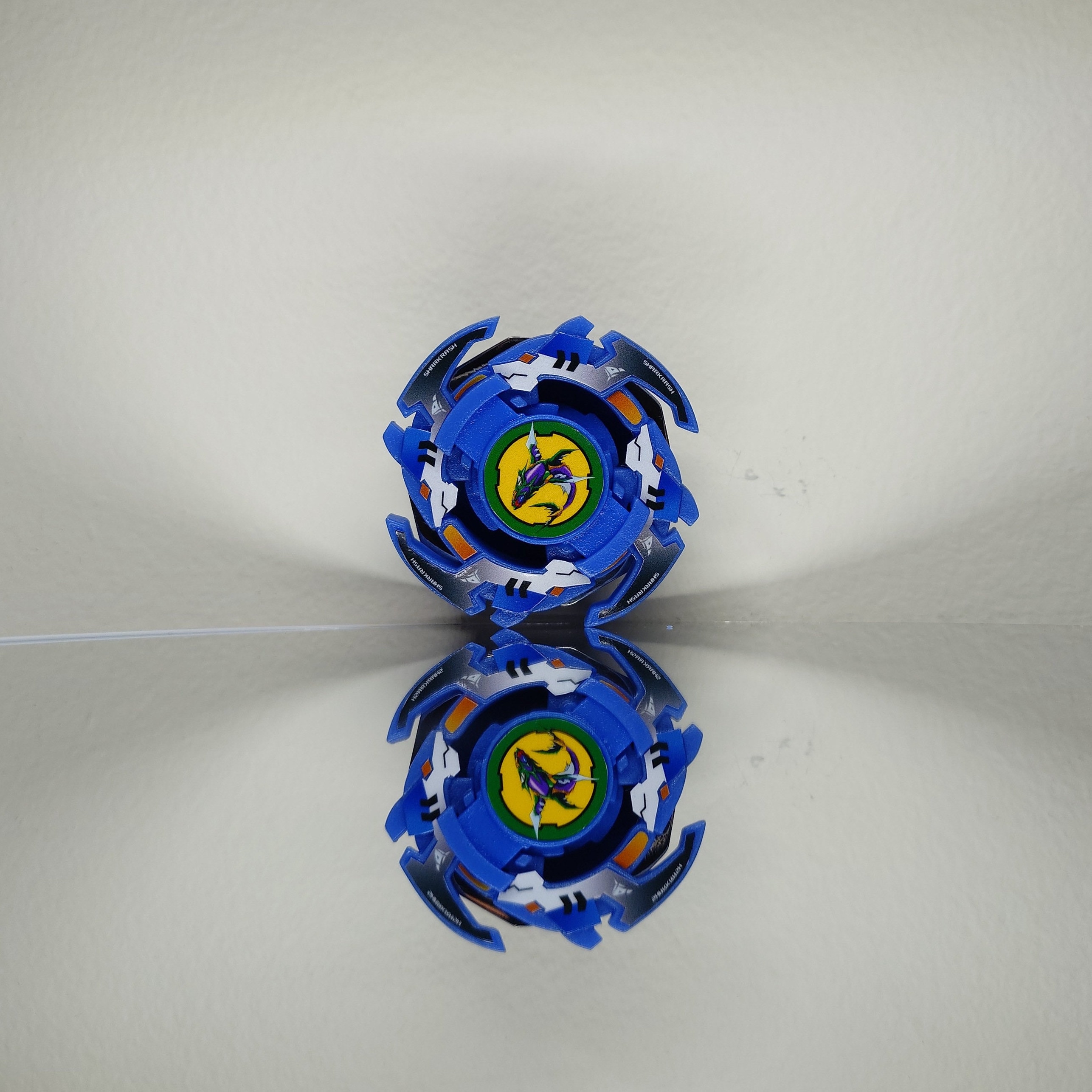 ベイブレード シャークラッシュ（カスタム） - Etsy 日本