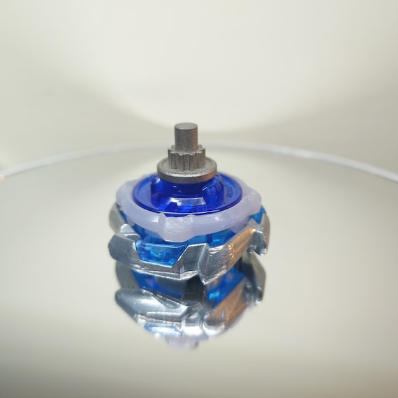 ベイブレードX - カスタムビット - フルメタルラッシュ - Etsy 日本