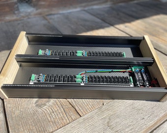 42HP（3U + 1U Intellijelフォーマット）ユーロラックケース | 3D