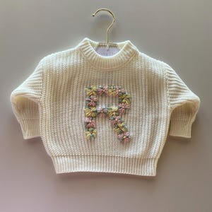 Jersey de punto para bebé personalizado, bordado a mano, rosa y amarillo