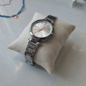 Linen Watch Pillow, Bracelet Pillow, Watch Box Pillow, Jewelry Cushion Display, Custom Watch Pillow, Long Size Jewelry Show Cushion