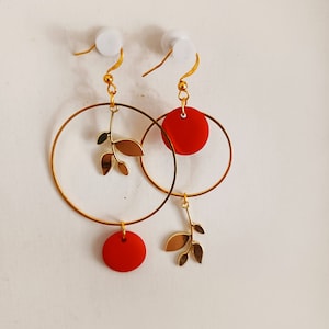 Asymmetrical earrings Red