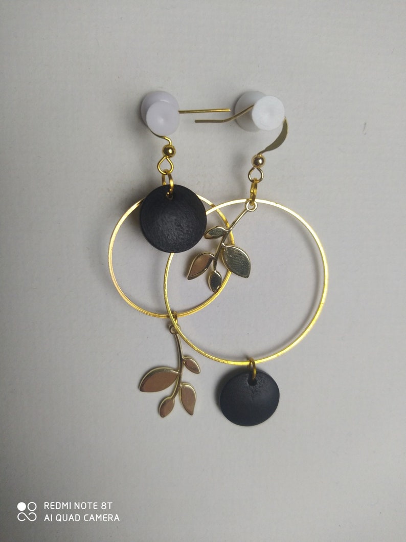 Boucles d'oreilles asymétriques Noir