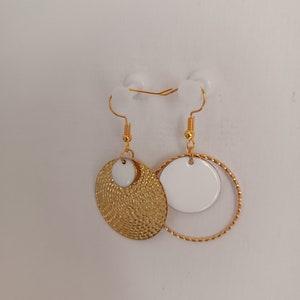 Boucles d'oreilles asymétriques Blanc