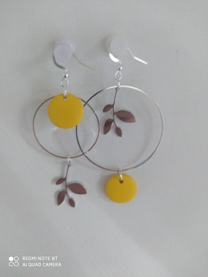 Boucles d'oreilles asymétriques Jaune