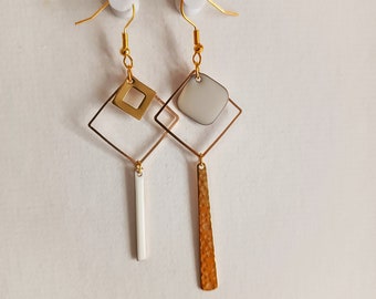 Asymmetrical earrings