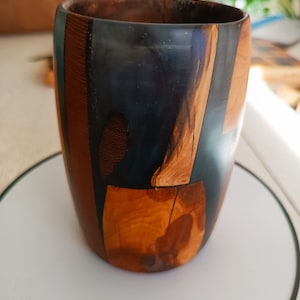 Pencil holder, small vase, decorative object