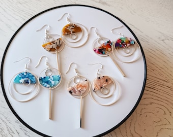 Boucles d'oreilles asymétriques