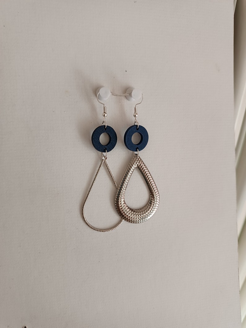 Boucles d'oreilles asymétriques Bleu Marine