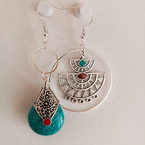 Asymmetrical earrings Turquoise