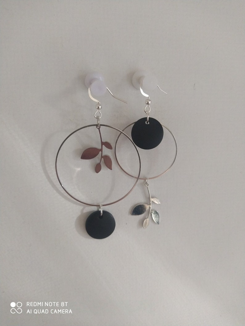 Boucles d'oreilles asymétriques Noir