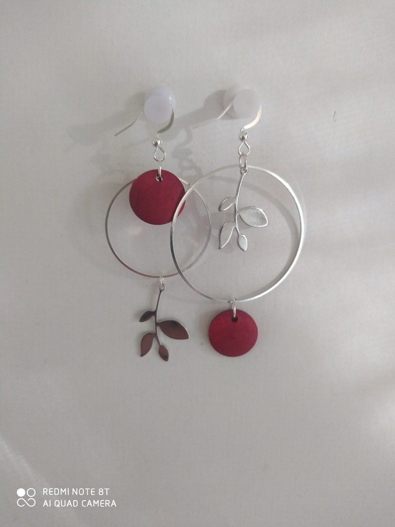 Boucles d'oreilles asymétriques Bordeaux