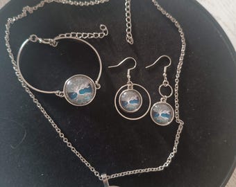 Jewelry set: necklace + bracelet + asymmetrical earrings