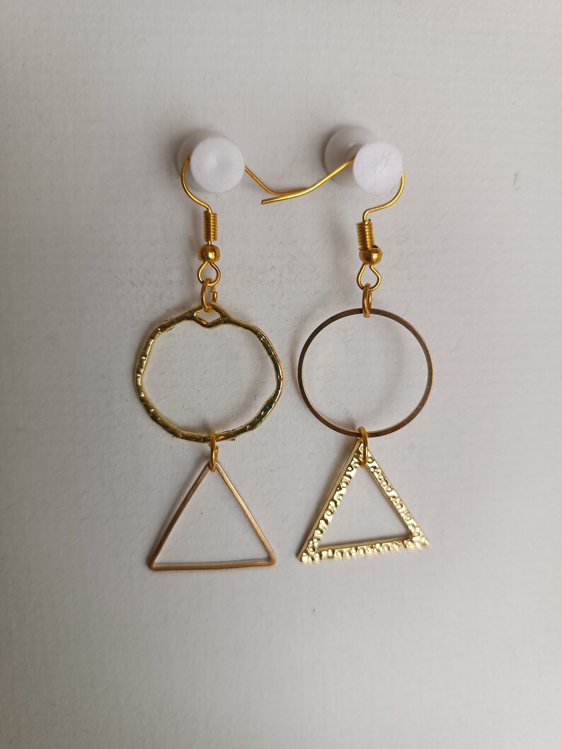 Asymmetrical earrings image 4