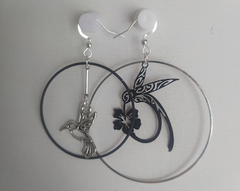 Boucles d'oreilles asymétriques