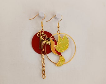 Boucles d'oreilles asymétriques