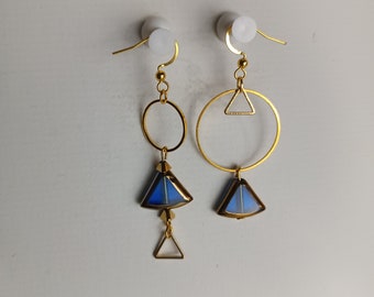 Boucles d'oreilles asymétriques