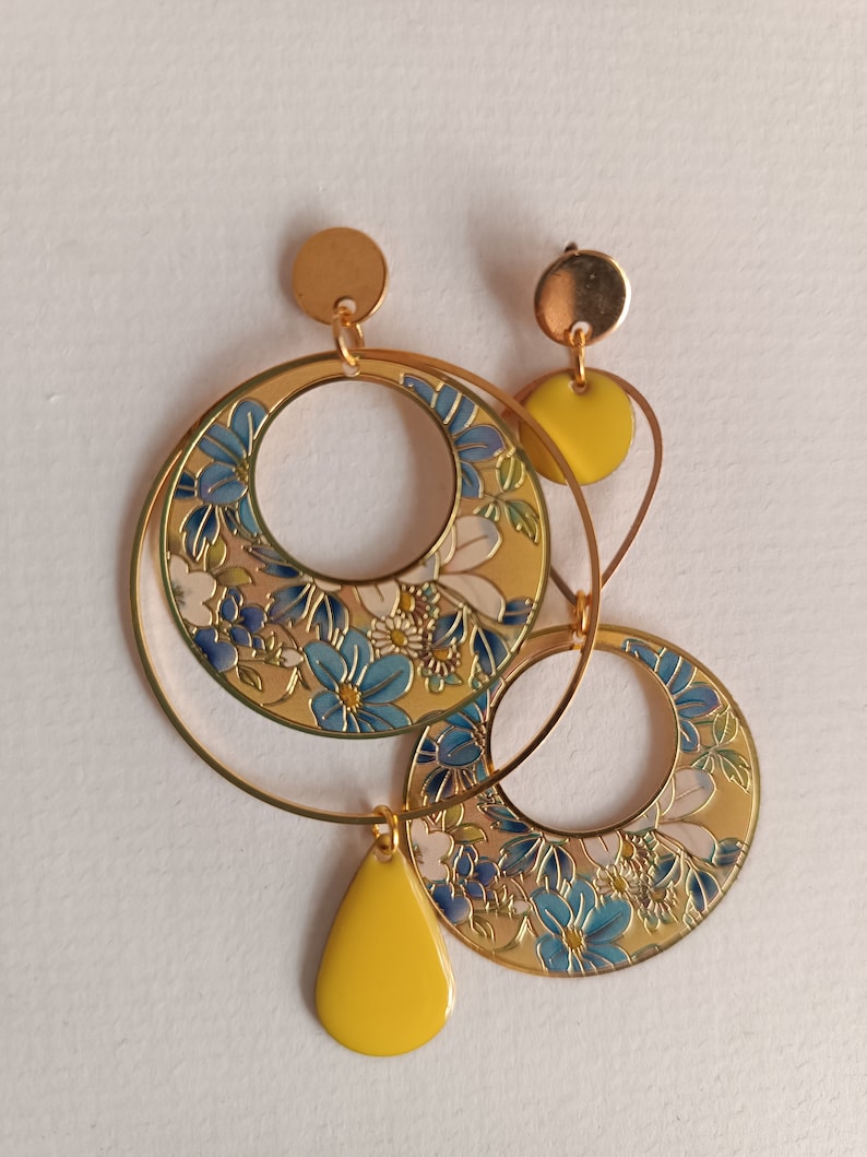 Boucles d'oreilles asymétriques Jaune