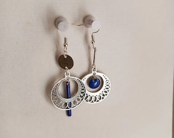 Boucles d'oreilles asymétriques