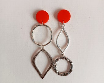 Boucles d'oreilles asymétriques