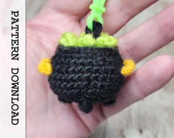 Crochet Pattern: Tiny Witch Cauldron Keychain | Mini Halloween Charm | Spooky Crochet PDF | Witchy Bag Clip Pattern | Instant Download