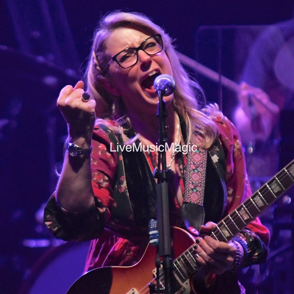 Susan Tedeschi of Tedeschi Trucks Band performing live. Limited Edition Concert Print