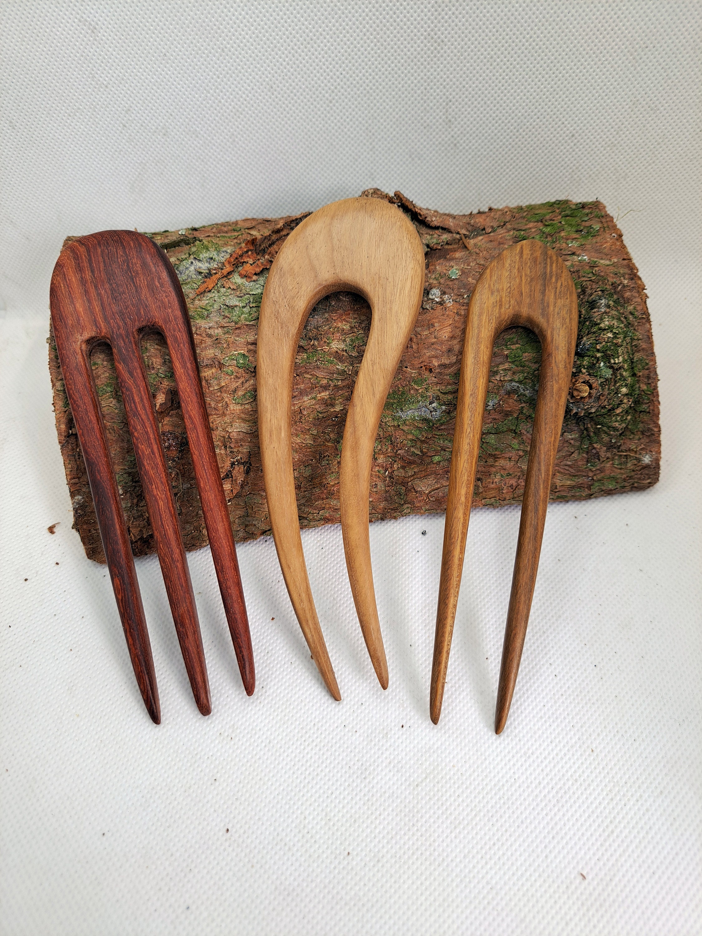 Hand Card Sandalwood Hair Forks