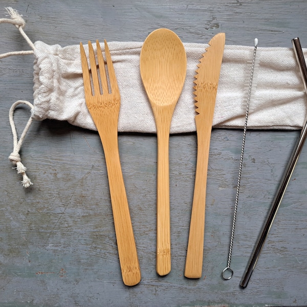 Bamboo Cutlery Set With Linen Case & Stainless Steel Straw