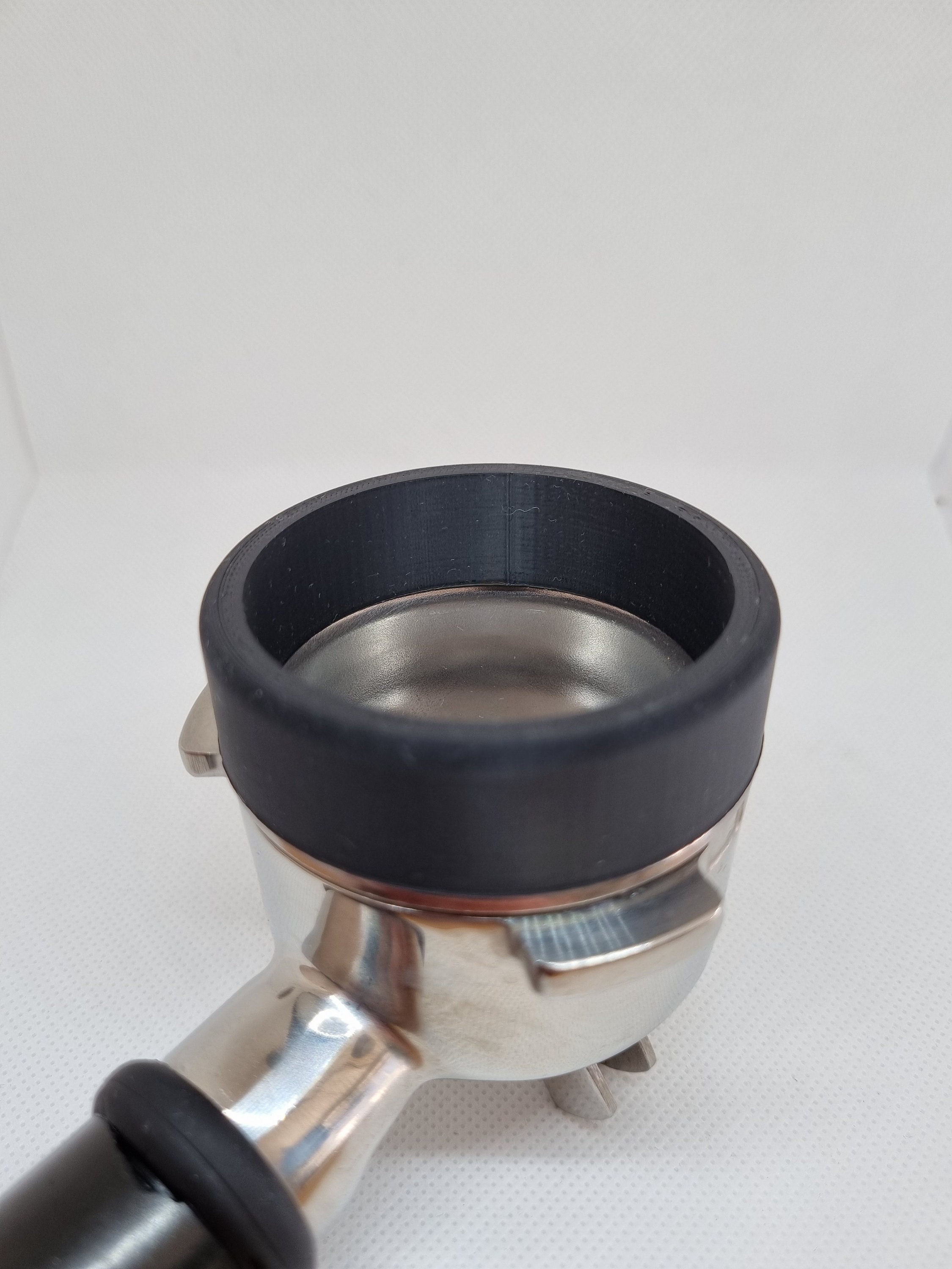 Scarlet Espresso Barista Cono 57 Mm – Roestvrijstalen Vultrechter Voor Je Portafilter, Superhandig En Precies
