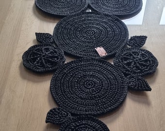 Handgefertigter Gehäkelter Tischläufer für deinen Esstisch, Crochet Runner, handgemachter Tischläufer  in verschiedenen Farben und Designs